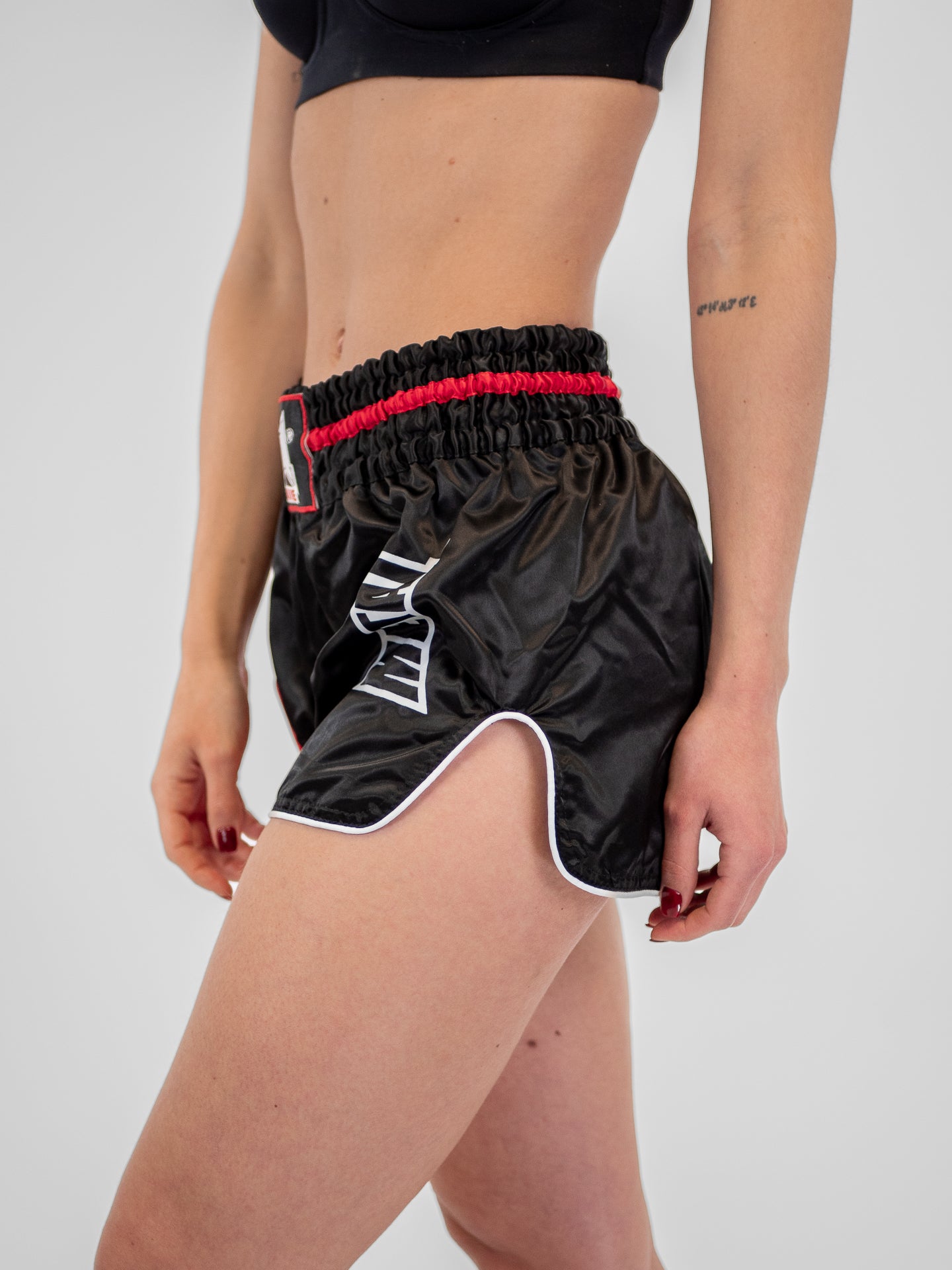 KICK CLUB LINE WOMEN'S SHORTS