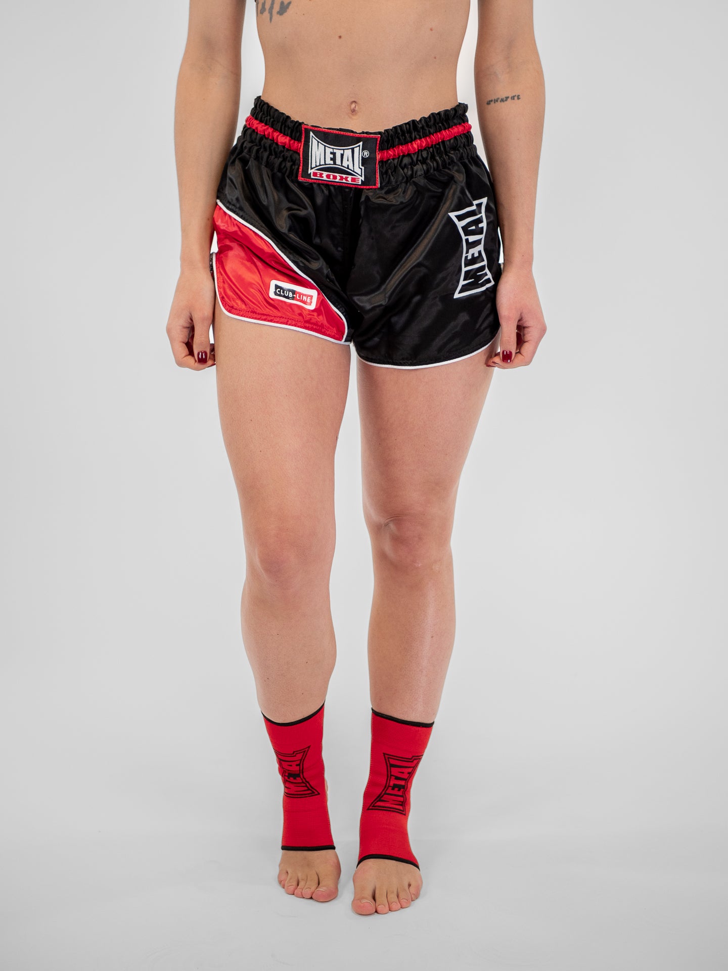 KICK CLUB LINE WOMEN'S SHORTS