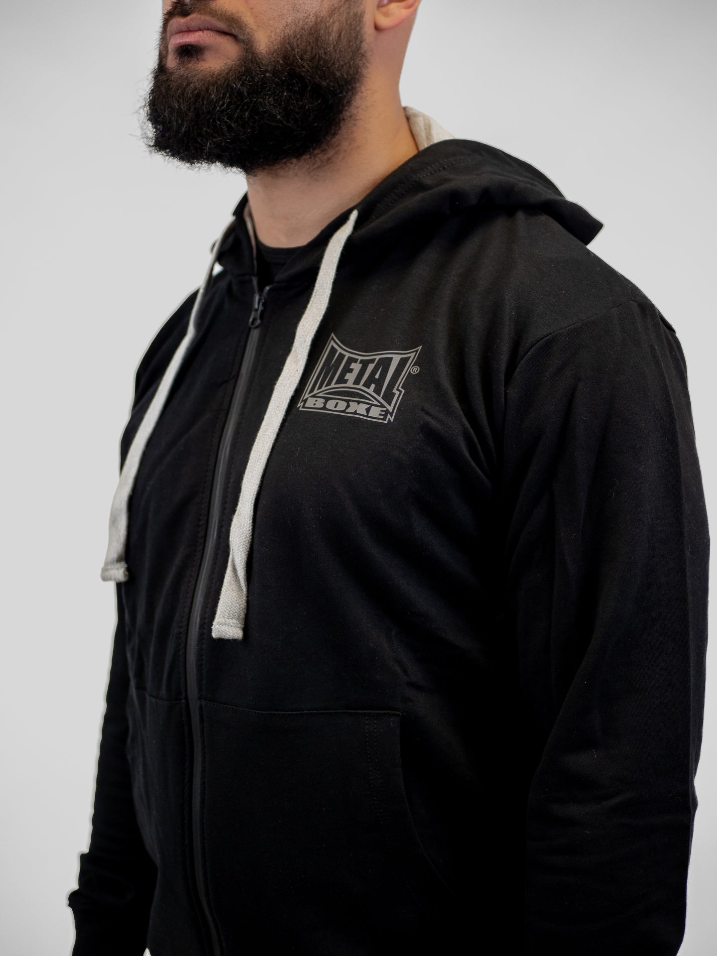 REGULAR BLACK HOODIE