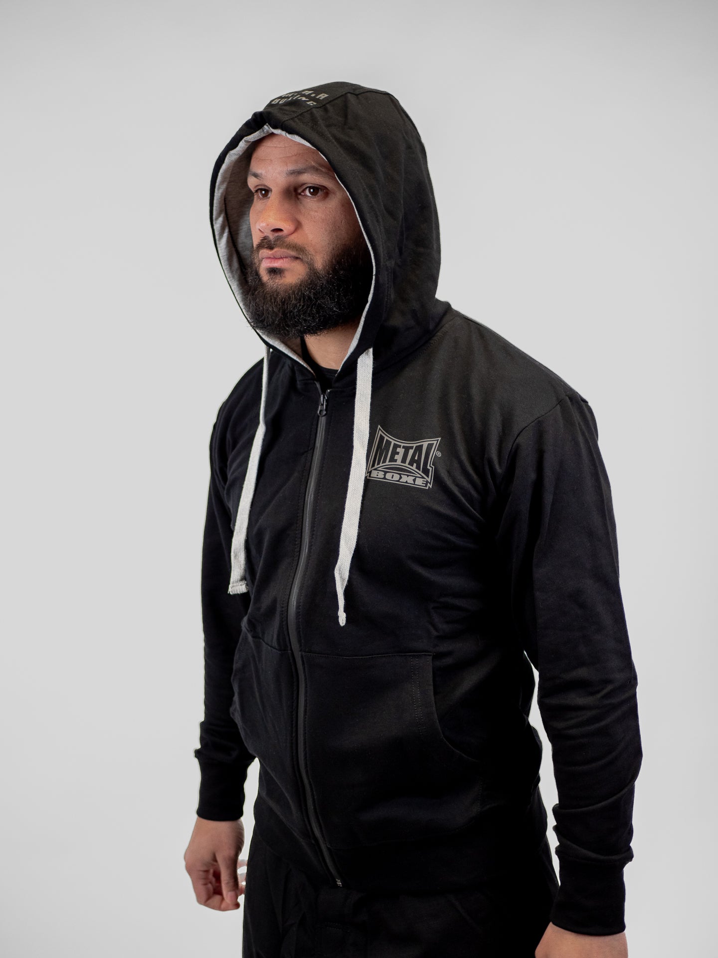 REGULAR BLACK HOODIE
