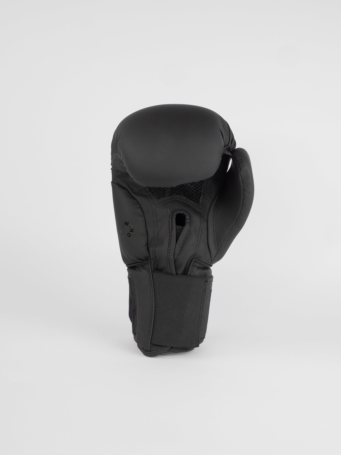 BLACK LIGHT COMPETITION BOXING GLOVES