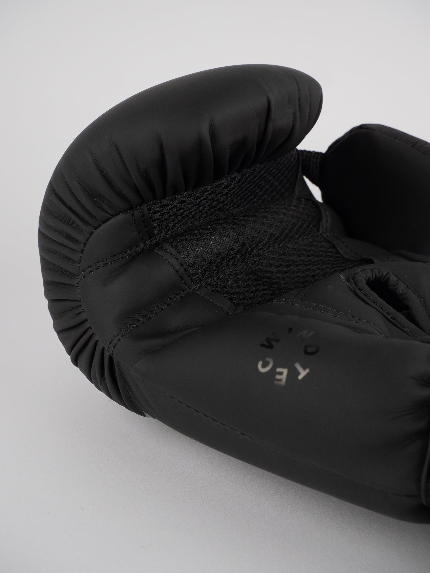 BLACK LIGHT COMPETITION BOXING GLOVES