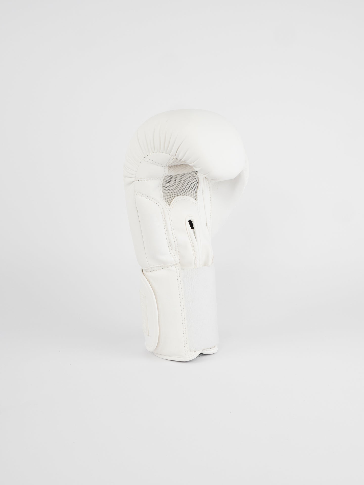 WHITE LIGHT COMPETITION BOXING GLOVES