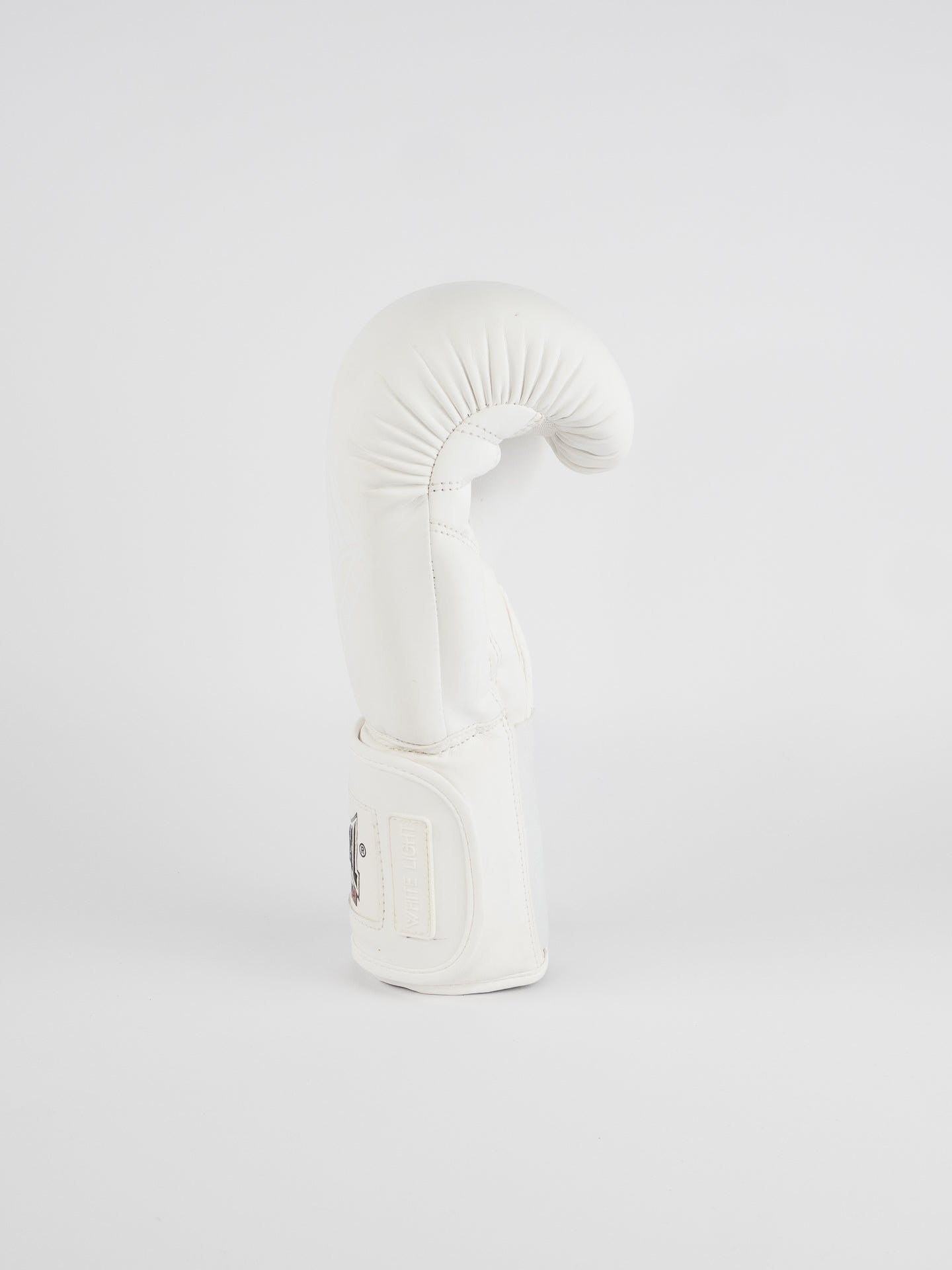 WHITE LIGHT COMPETITION BOXING GLOVES