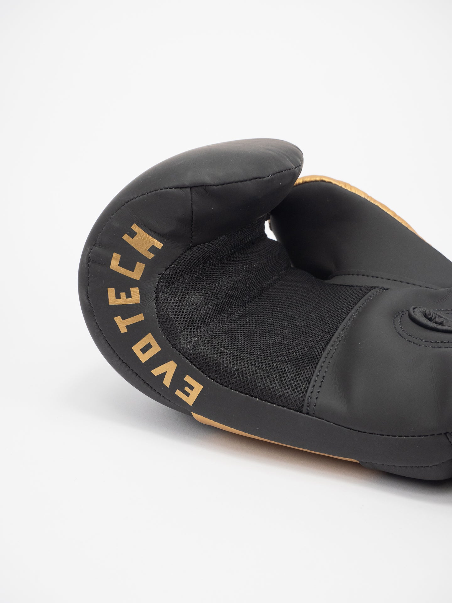 COMPETITION BOXING GLOVES EV1 BLACK GOLD