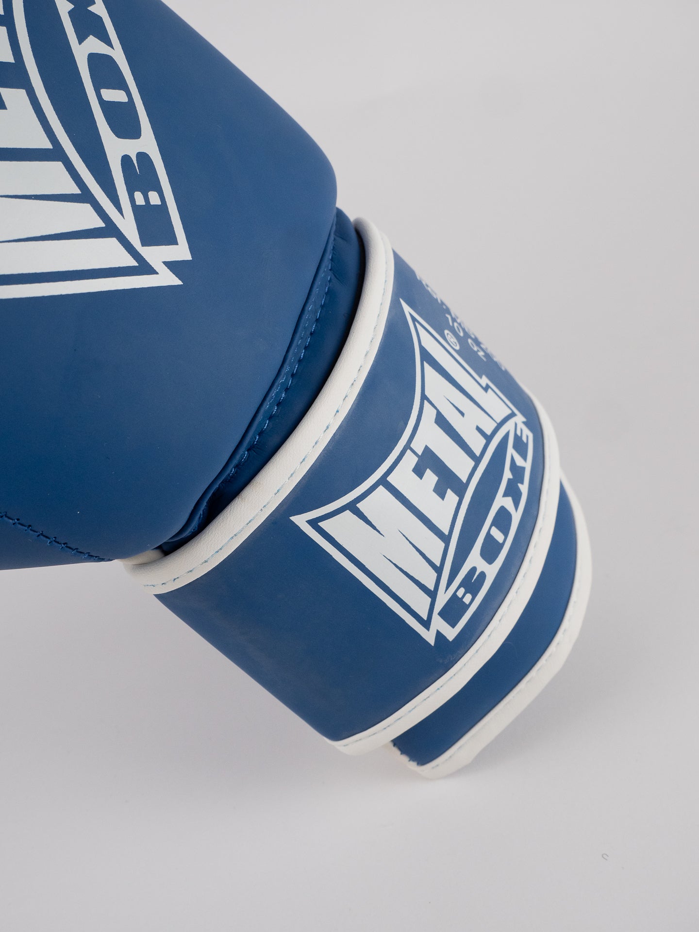 BLUE TRAINING BOXING GLOVES
