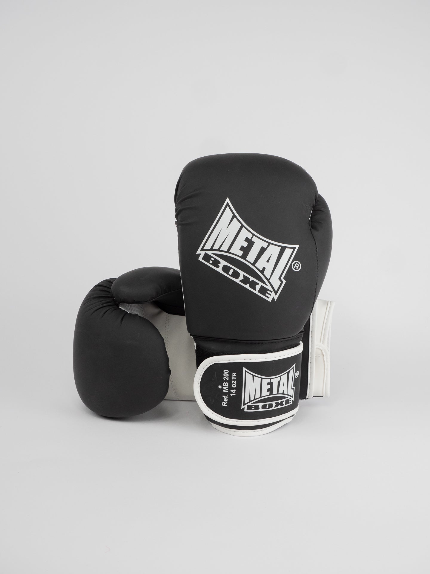 BLACK TRAINING BOXING GLOVES