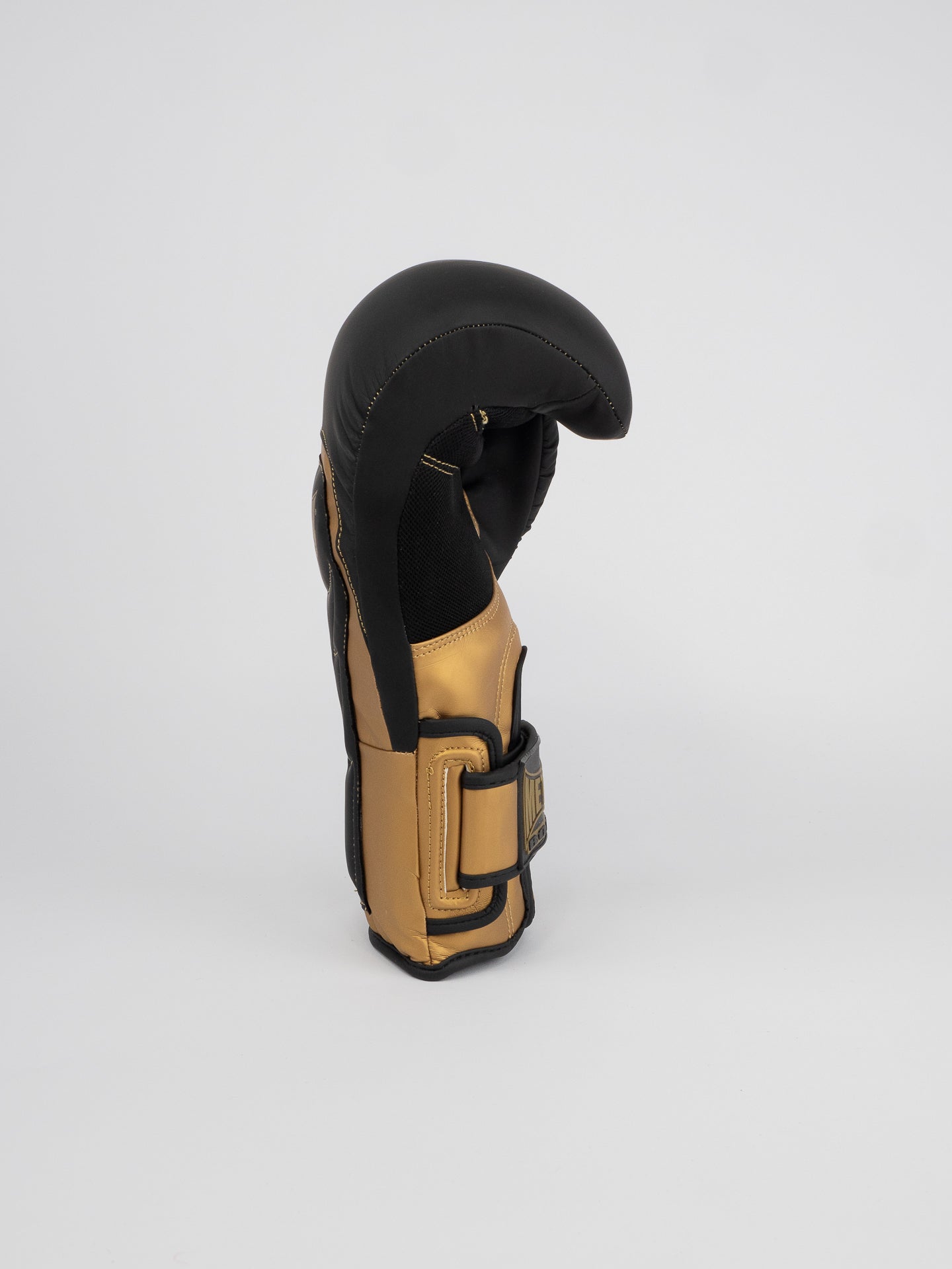 ALPHA BOXING GLOVES
