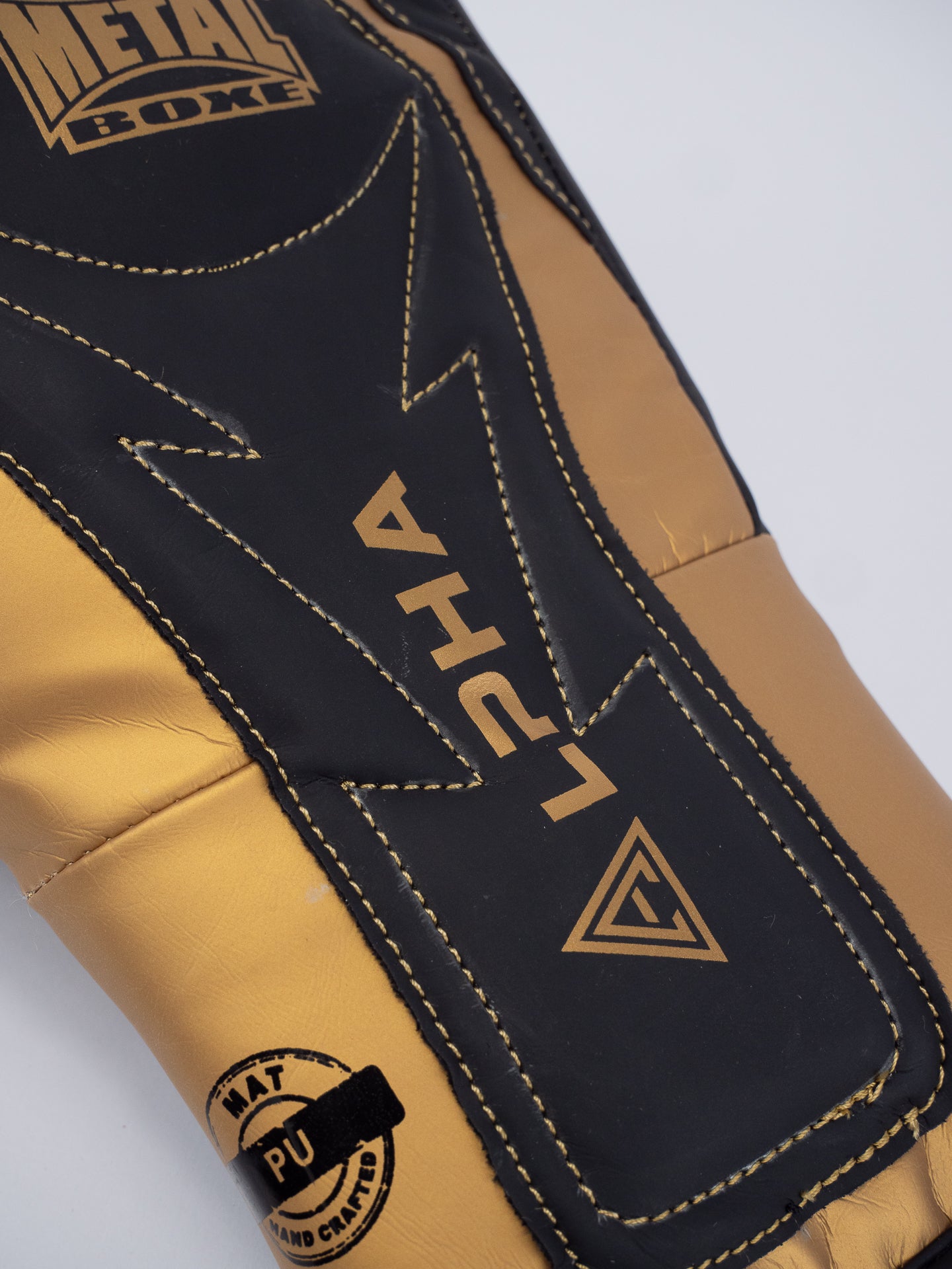 ALPHA BOXING GLOVES