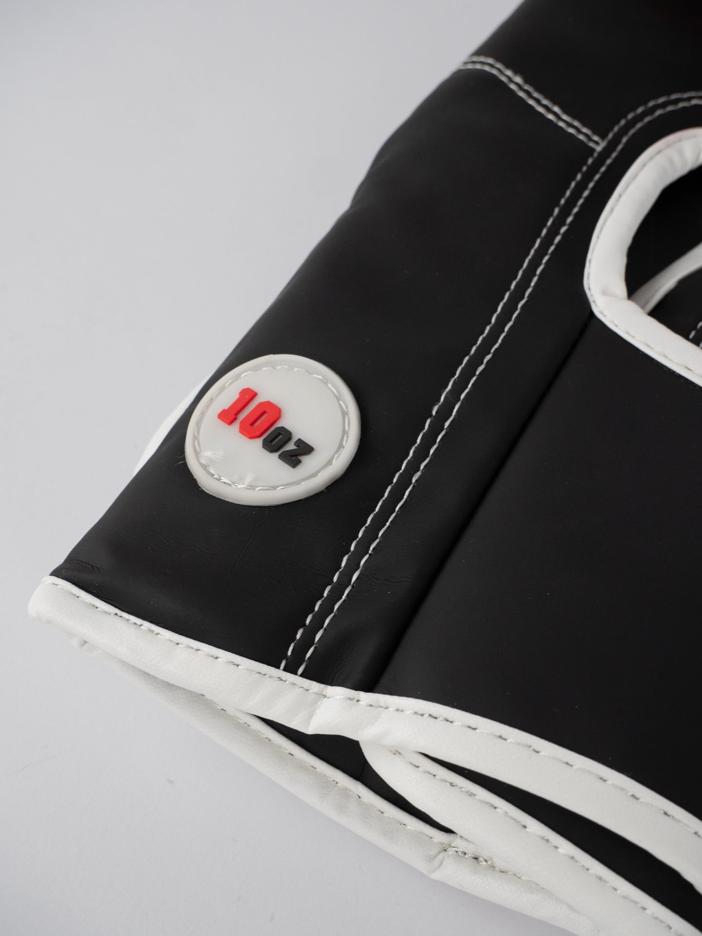 CLUB LINE BOXING GLOVES