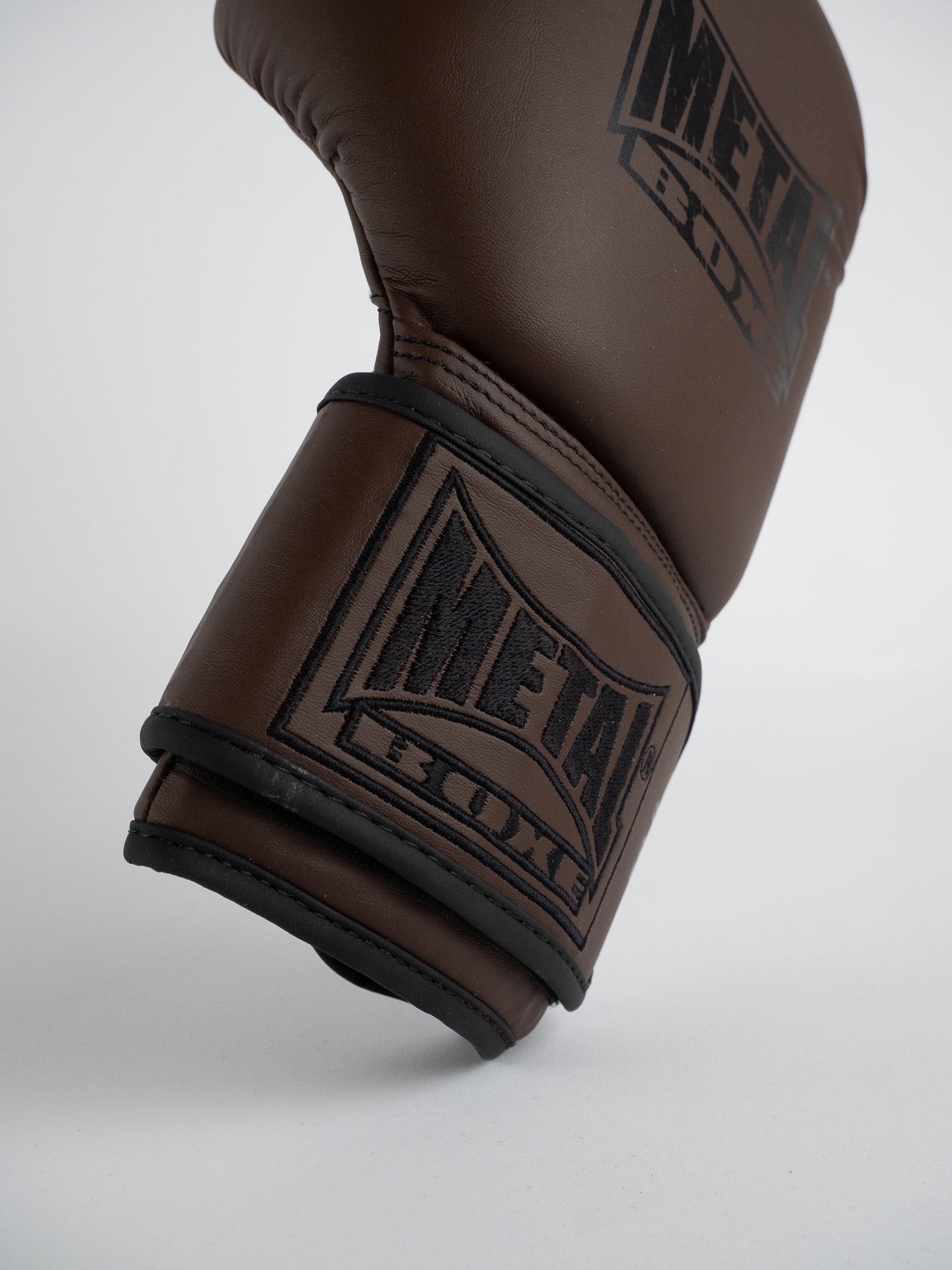 STEEL BROWN BOXING GLOVES