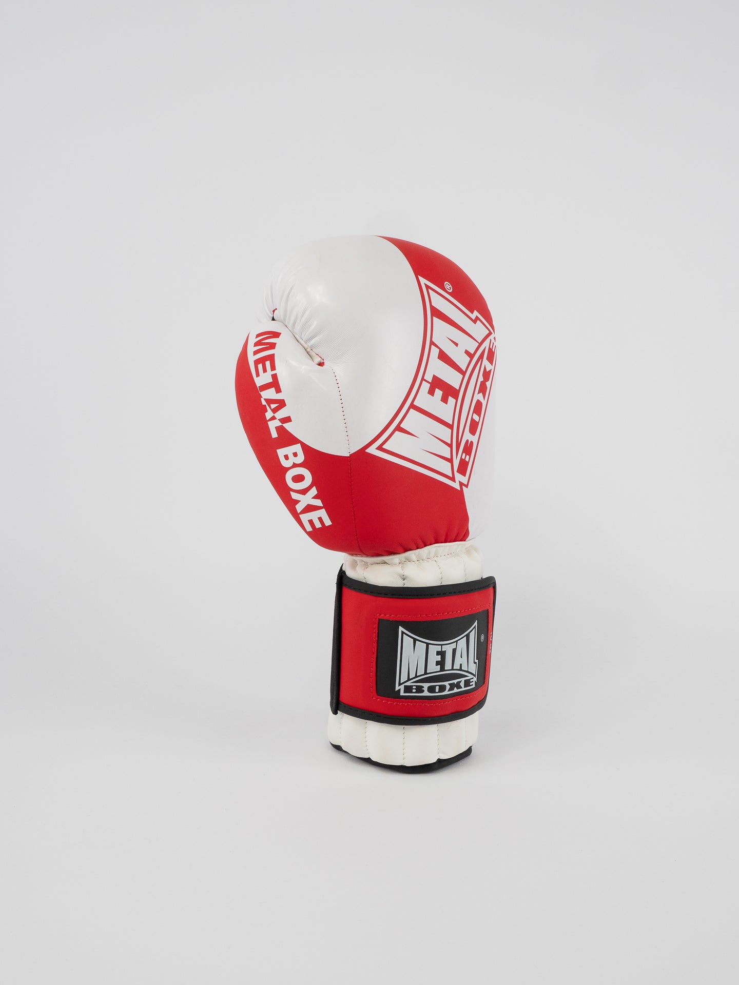 RED SAVATE BOXING GLOVES