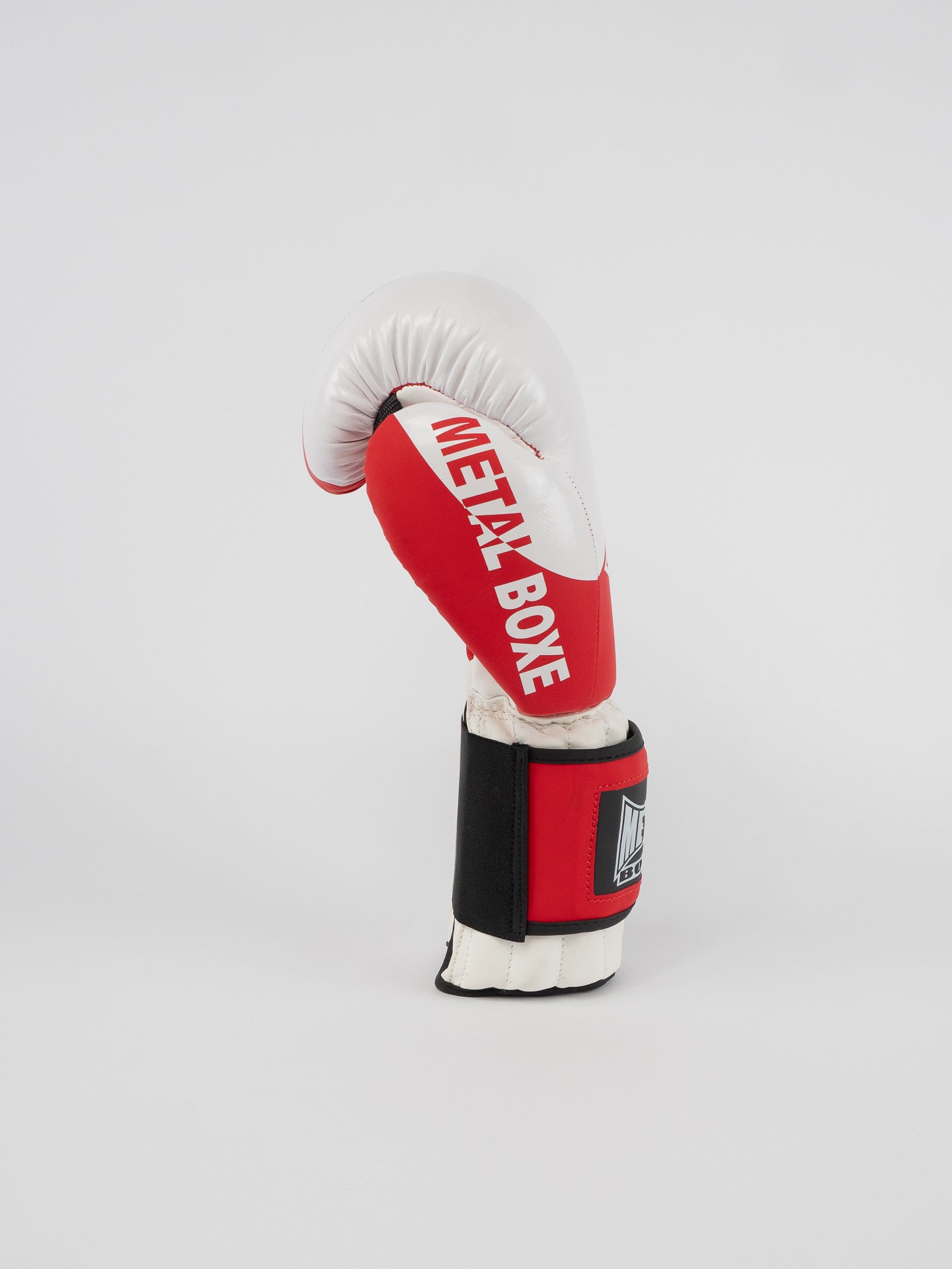 RED SAVATE BOXING GLOVES