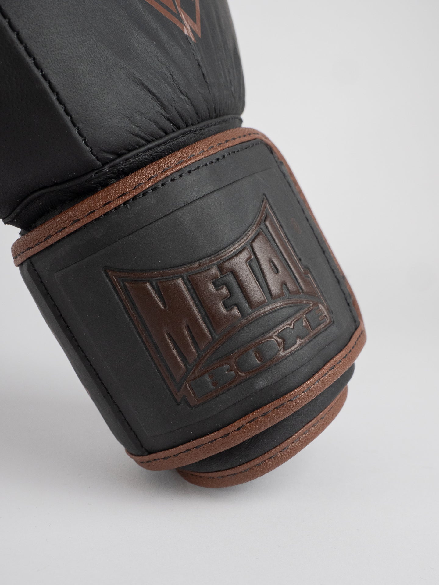 APOLLON LEATHER BOXING GLOVES