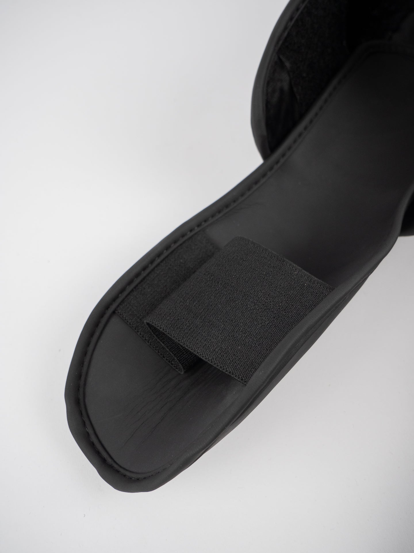 PRO DETACHABLE SHIN+FOOT PROTECTION BLACK