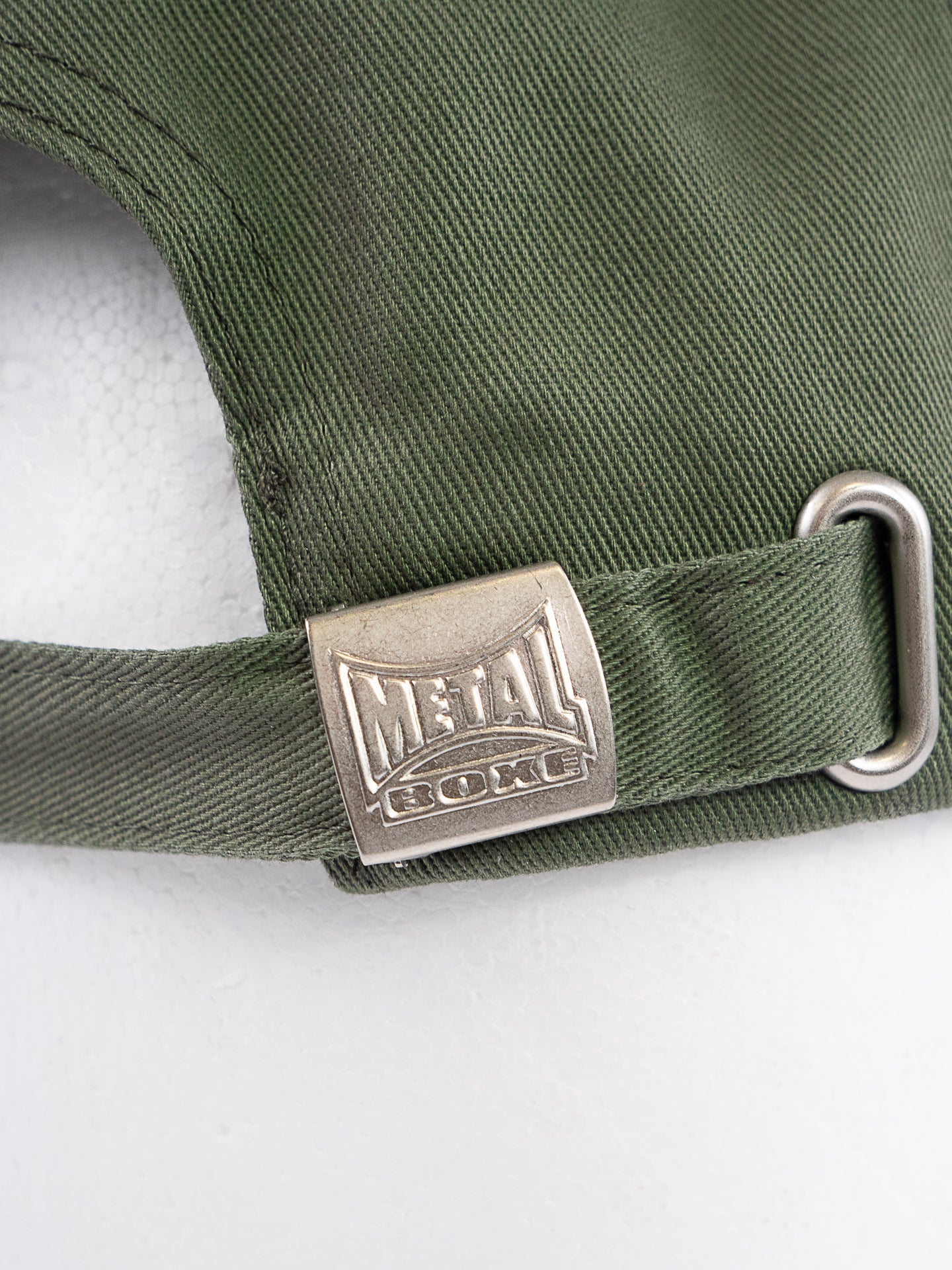 METAL BOXING CAP KAKI PATCH