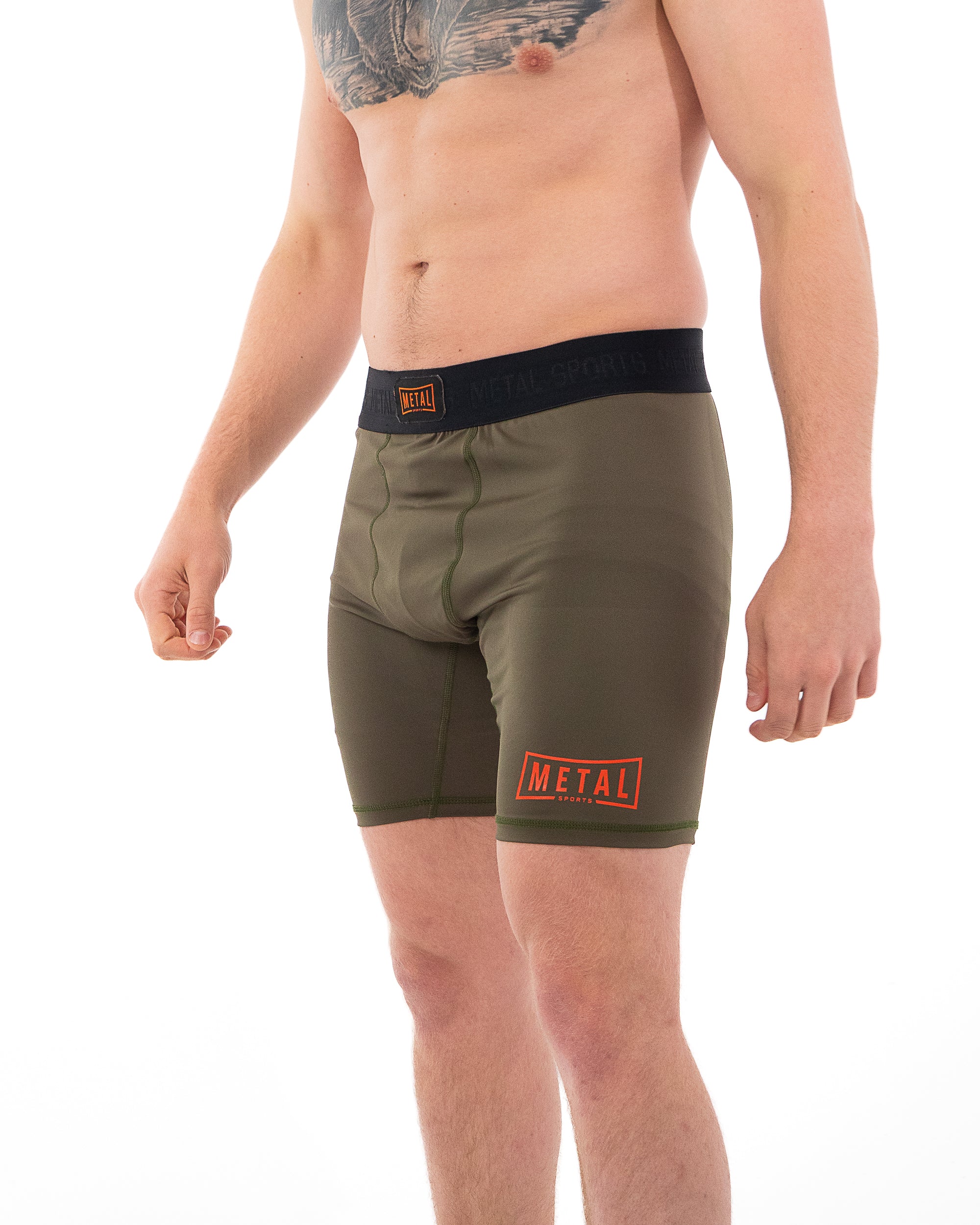 SHORT DE COMPRESSION HOMME OLIVE