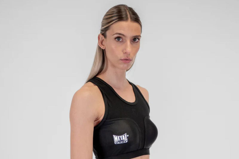Choisir sa protection de boxe pour femme selon son niveau