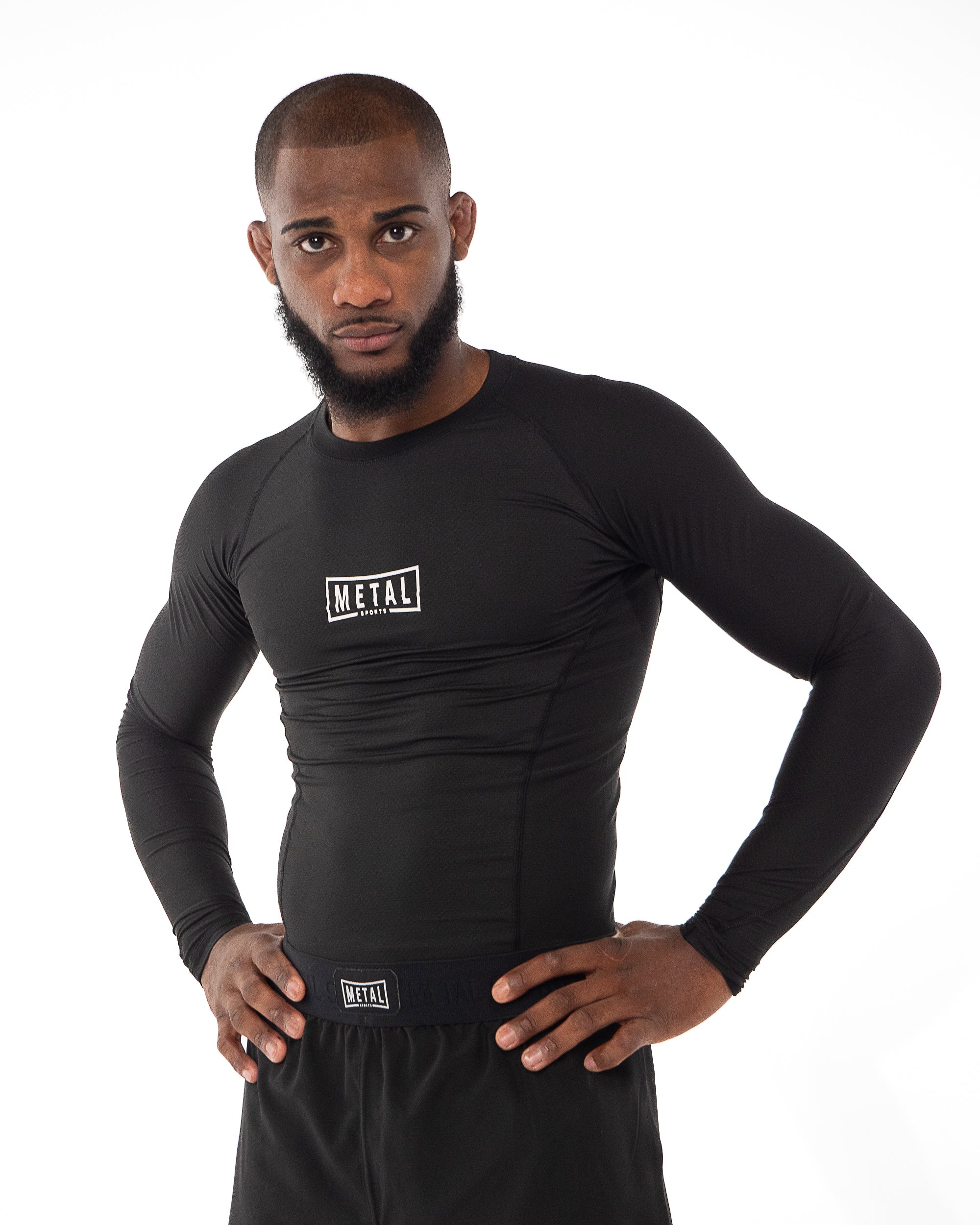 RASHGUARD PERFORMANCE MANCHES LONGUES NOIR