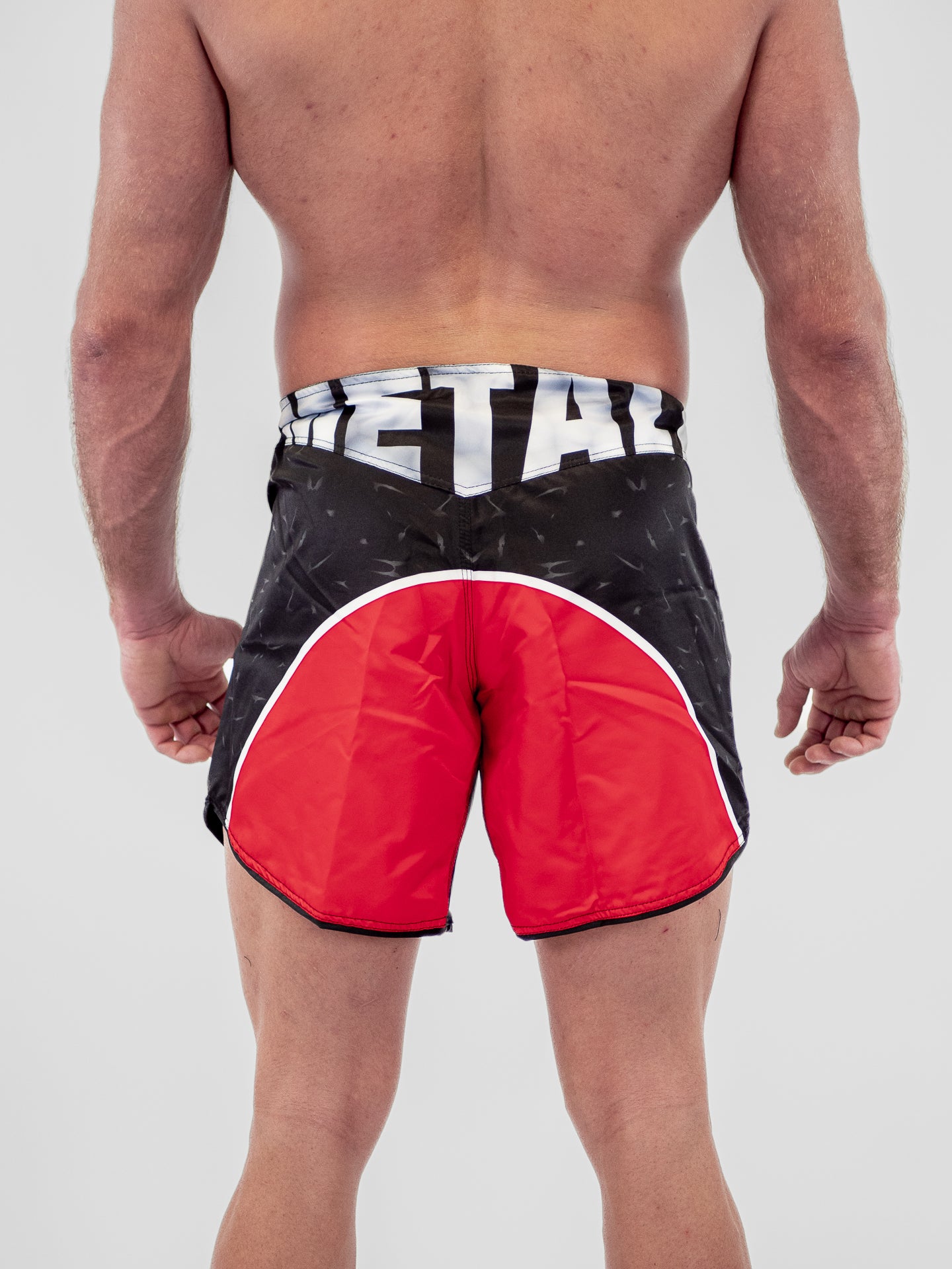 SHORT DE MMA NOIR ROUGE