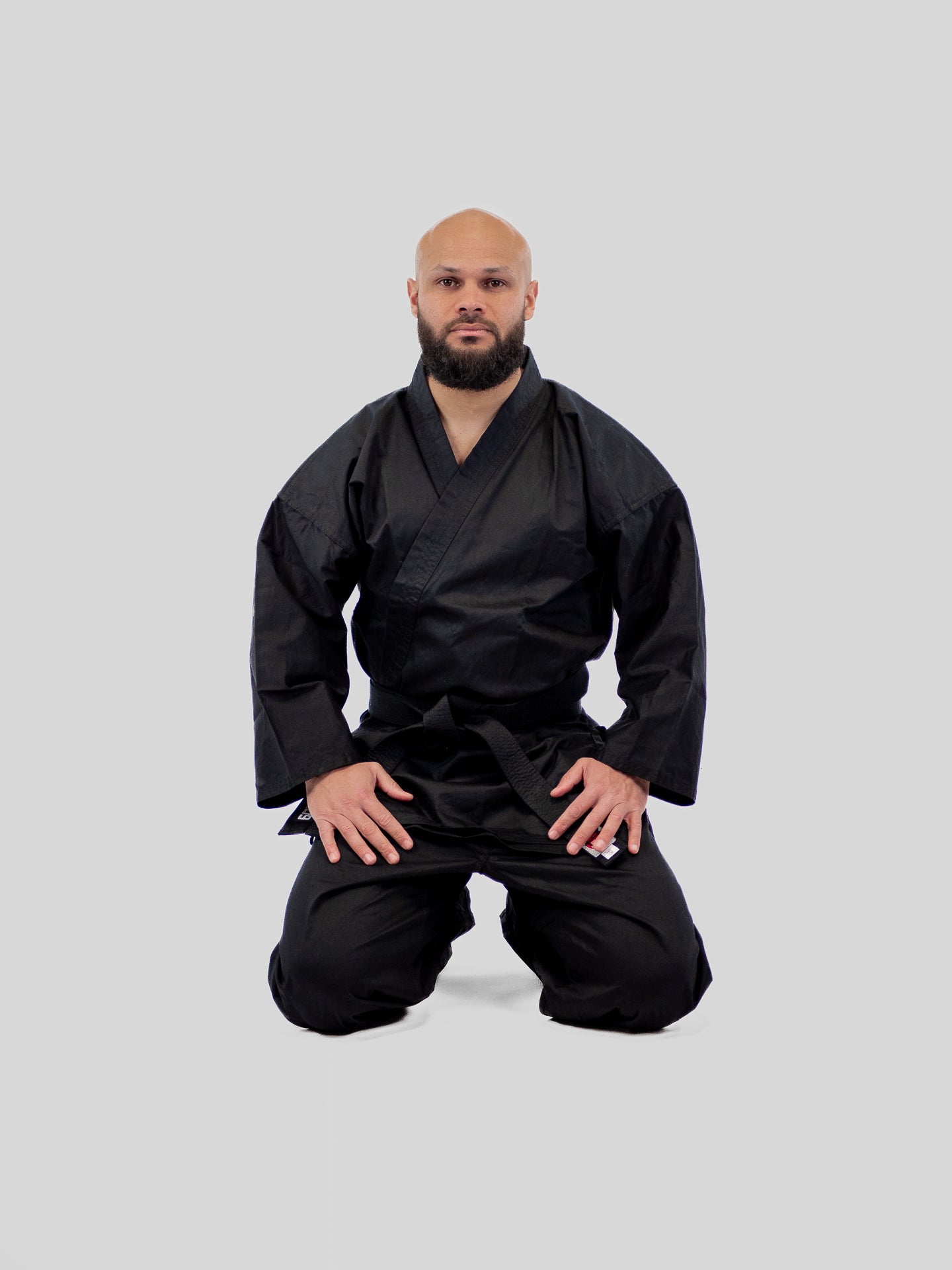 KIMONO KARATE NOIR YOK