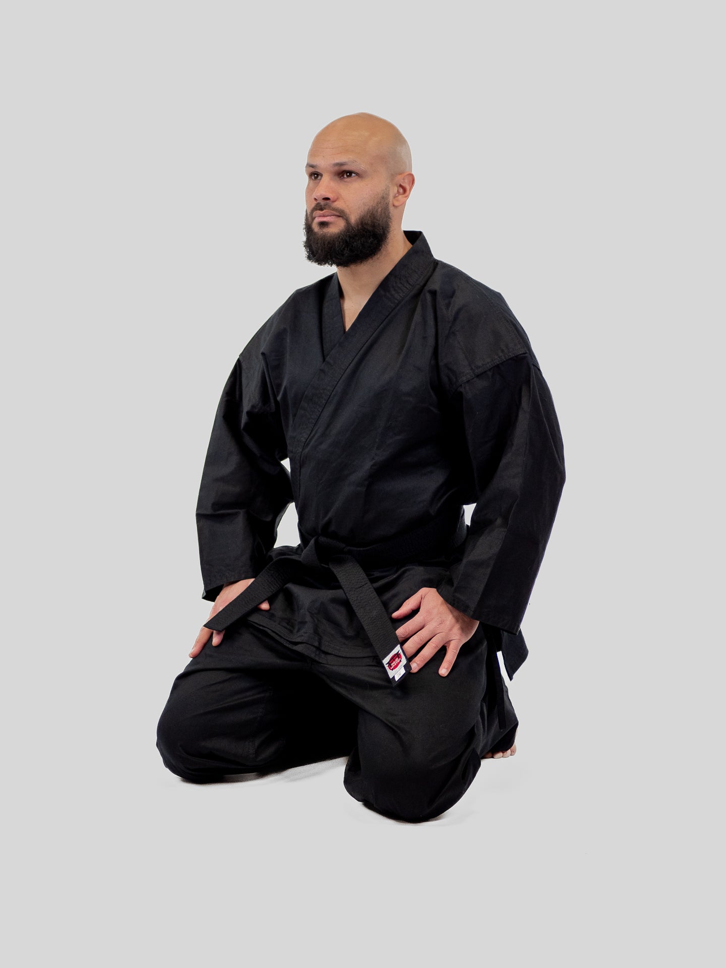 KIMONO KARATE NOIR YOK