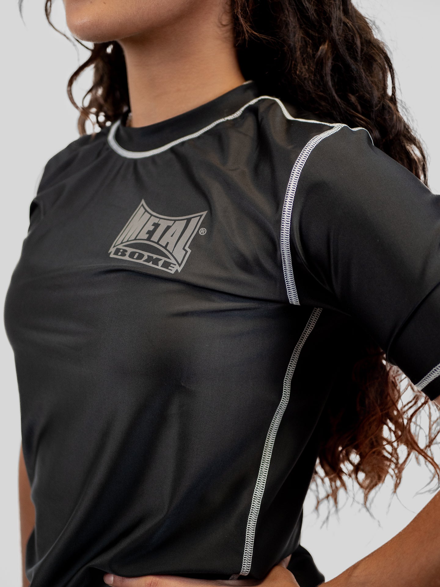 RASHGUARD NOIR FEMME