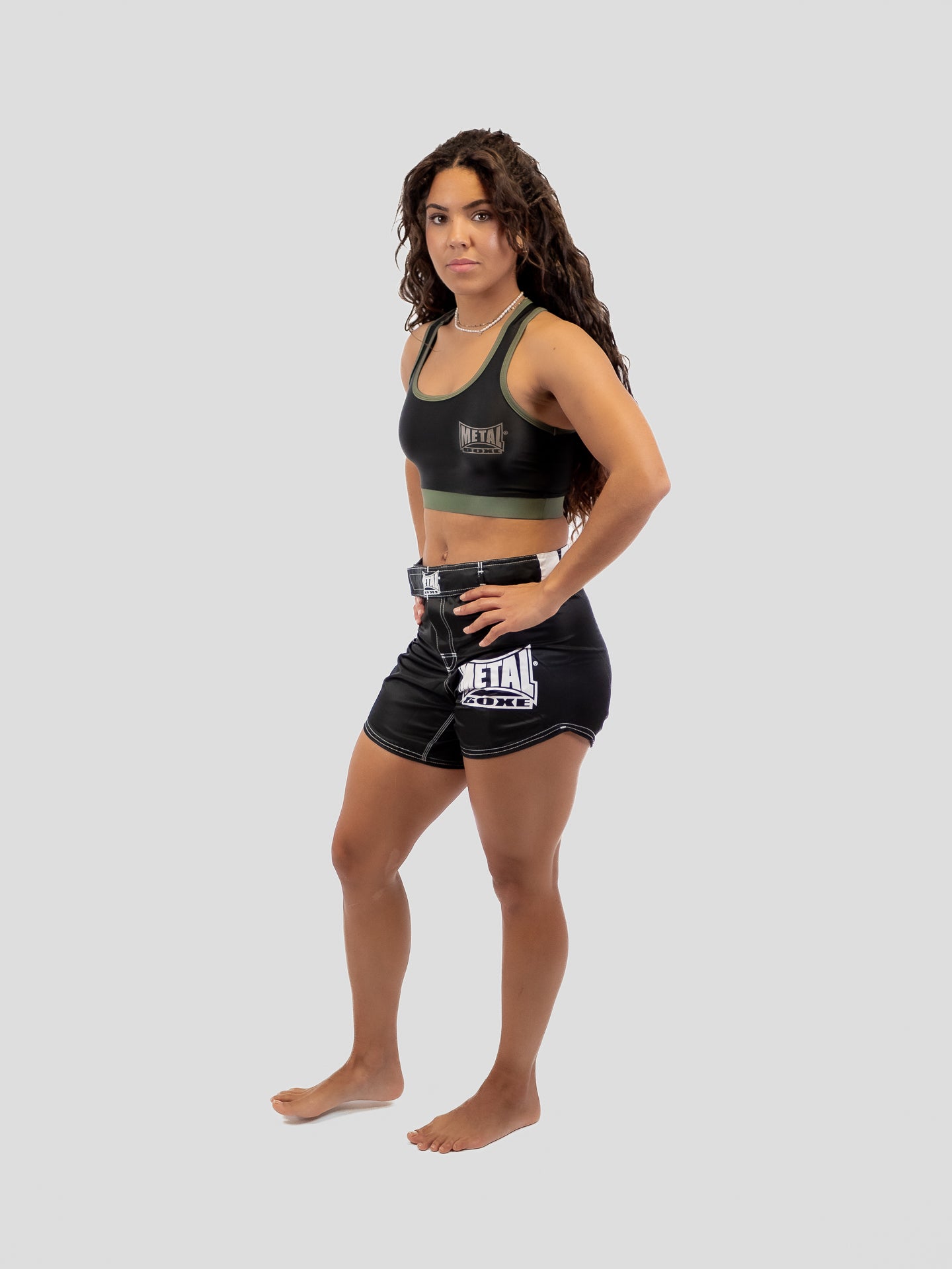 SHORT DE MMA COURT NOIR FEMME