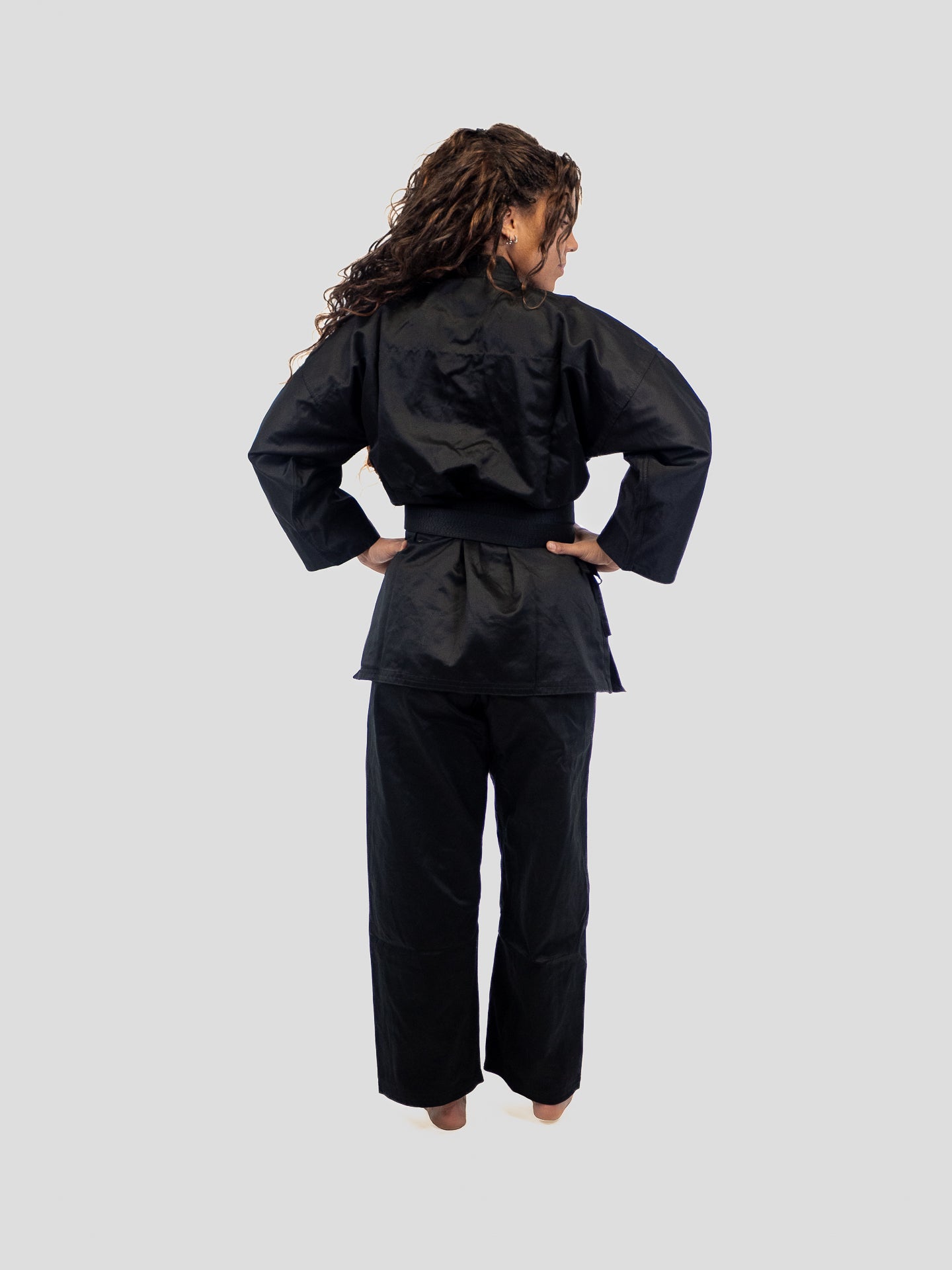 KIMONO KARATE NOIR YOK