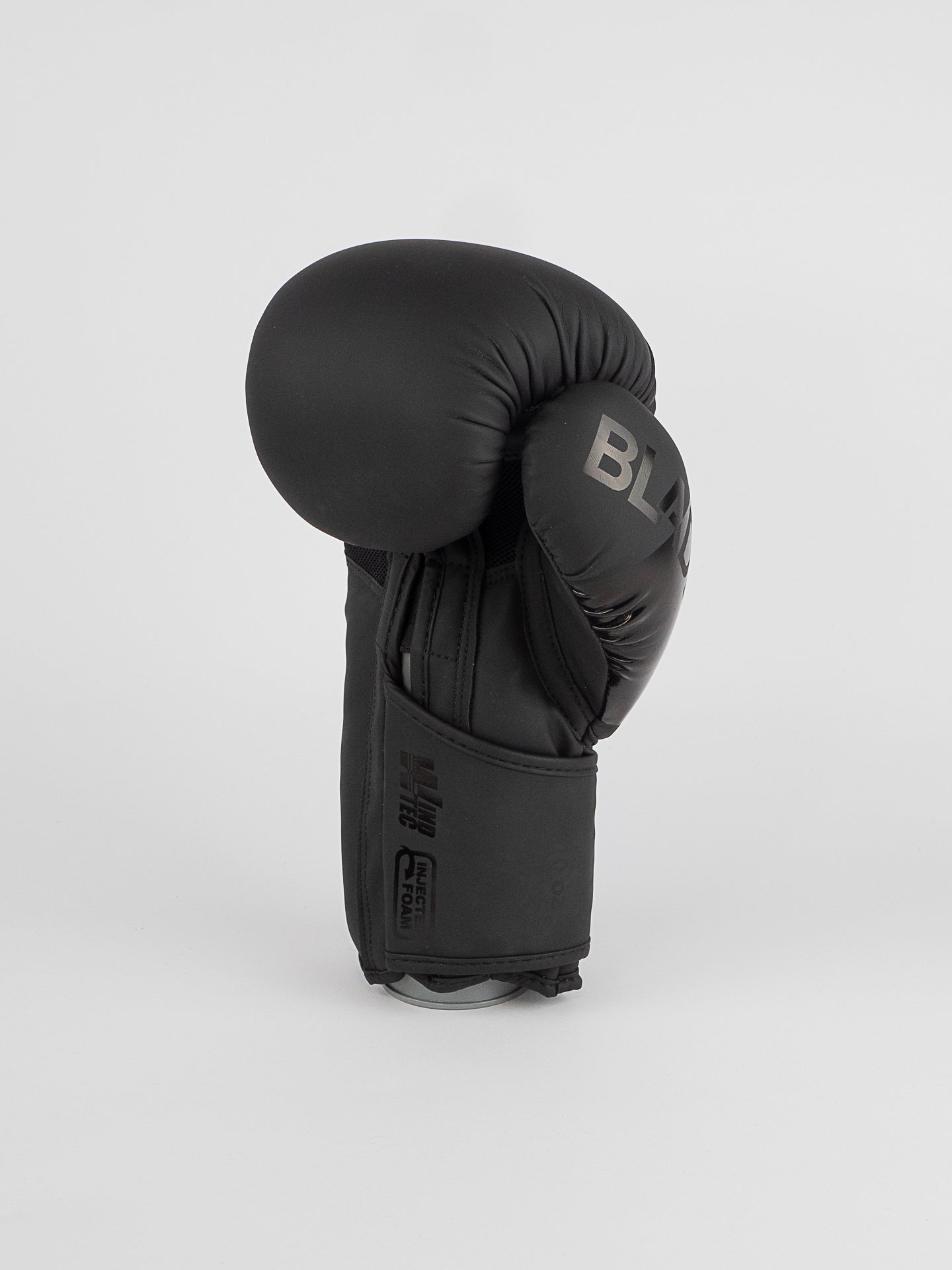 GANTS DE BOXE BLADE BLACK IS BLACK