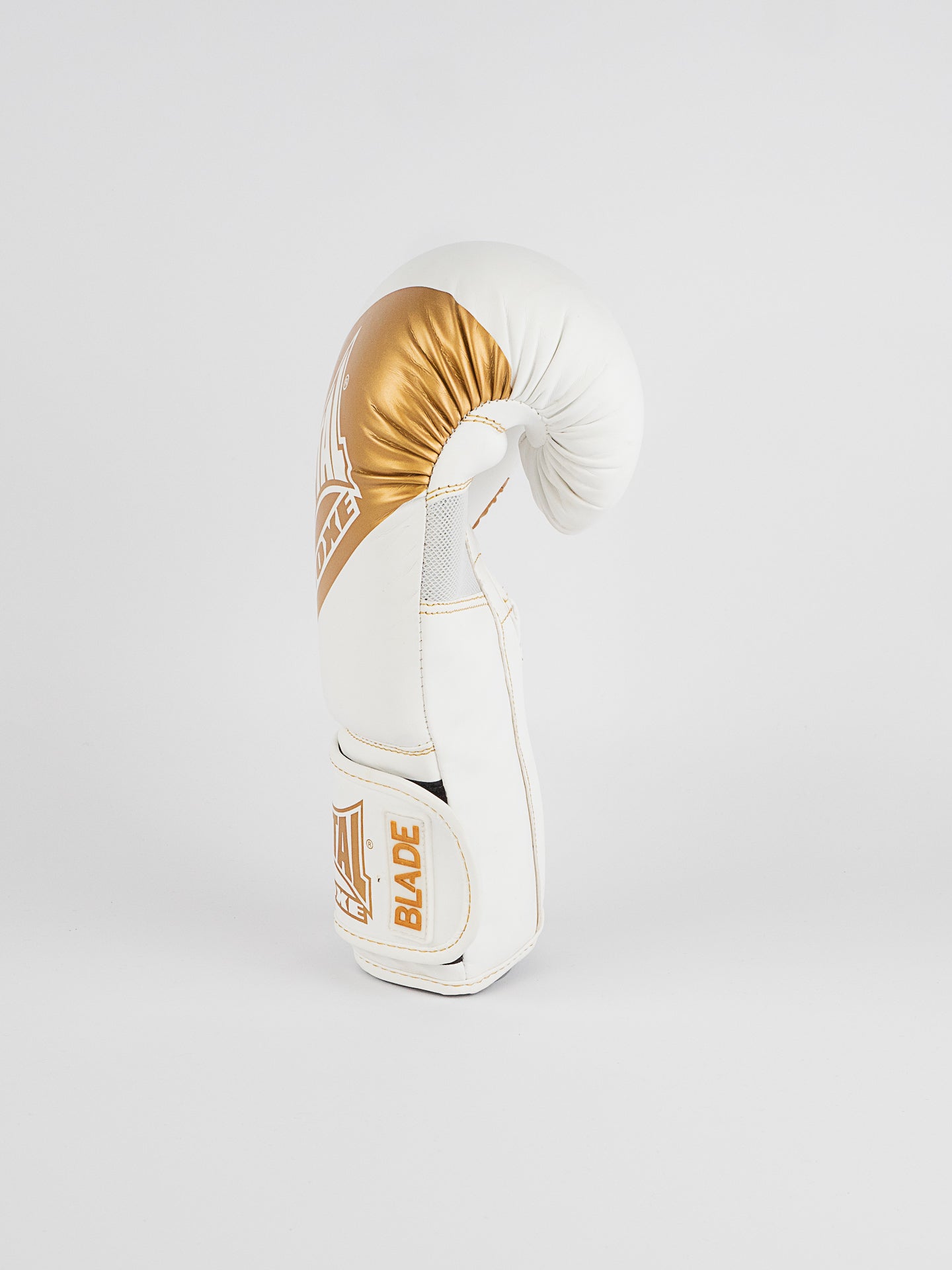 GANTS DE BOXE BLADE GOLD BLANC OR