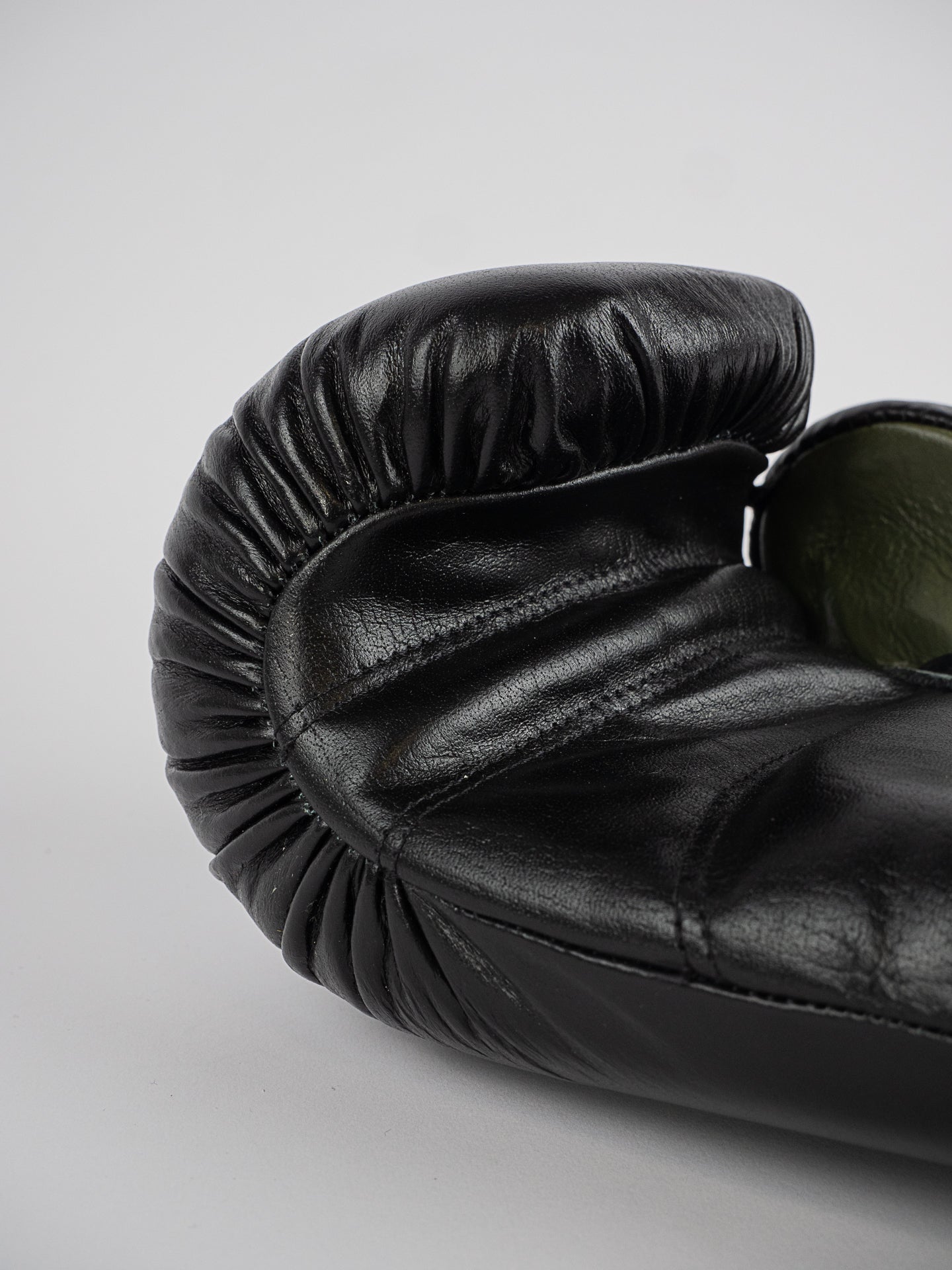 GANTS DE BOXE CUIR OMEGA NOIR KAKI