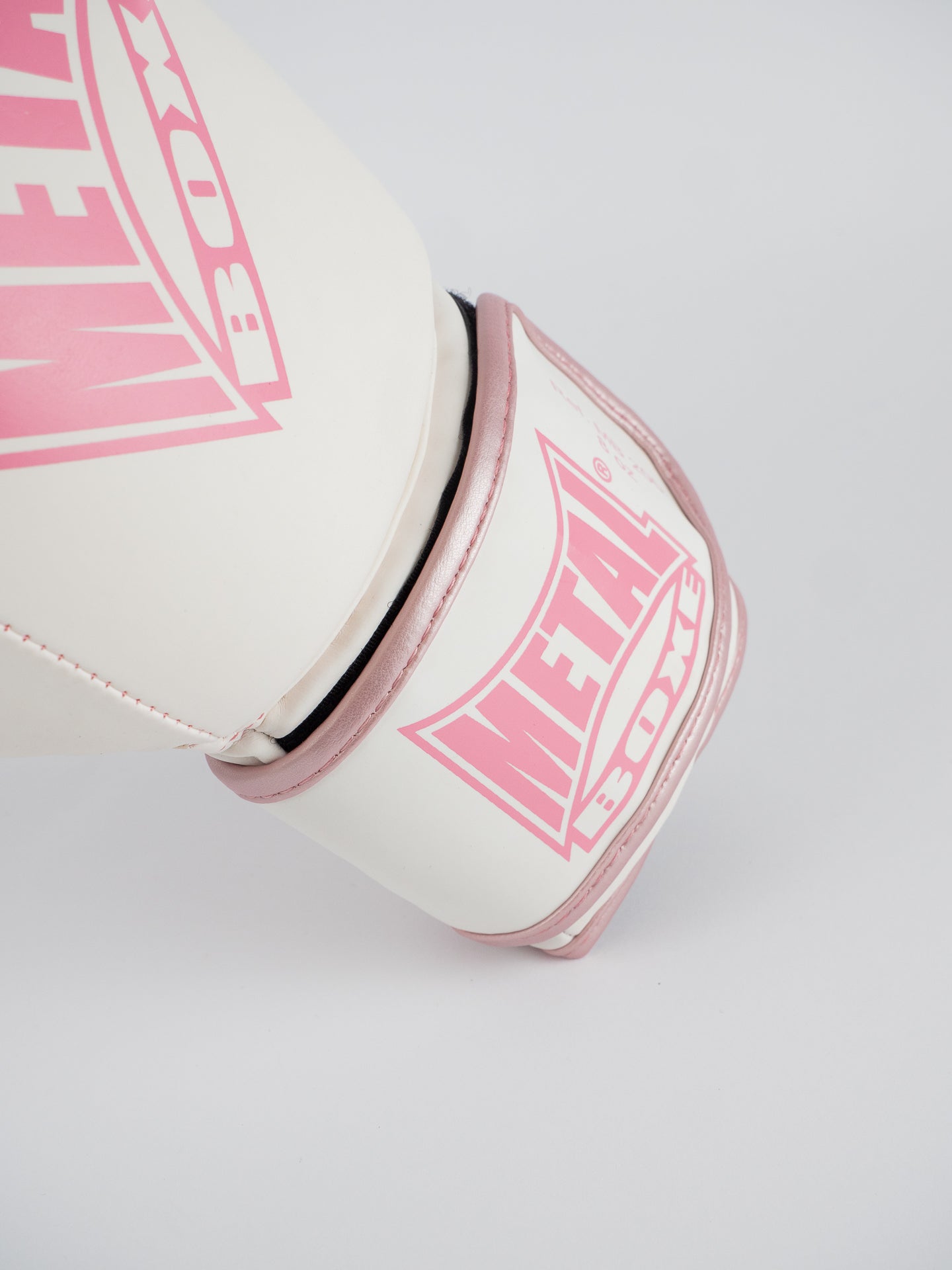 GANTS DE BOXE ENTRAINEMENT BLANC ROSE