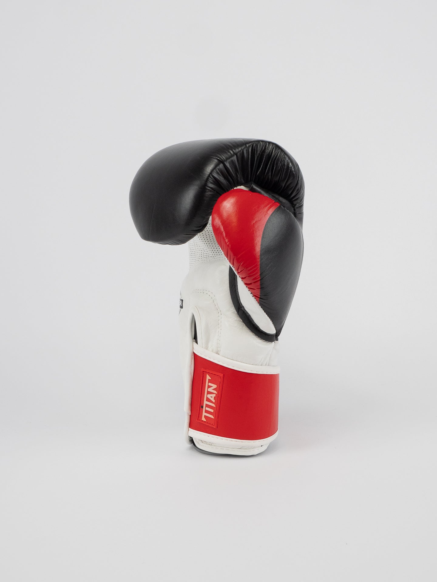 GANTS DE BOXE TITAN NOIR BLANC ROUGE