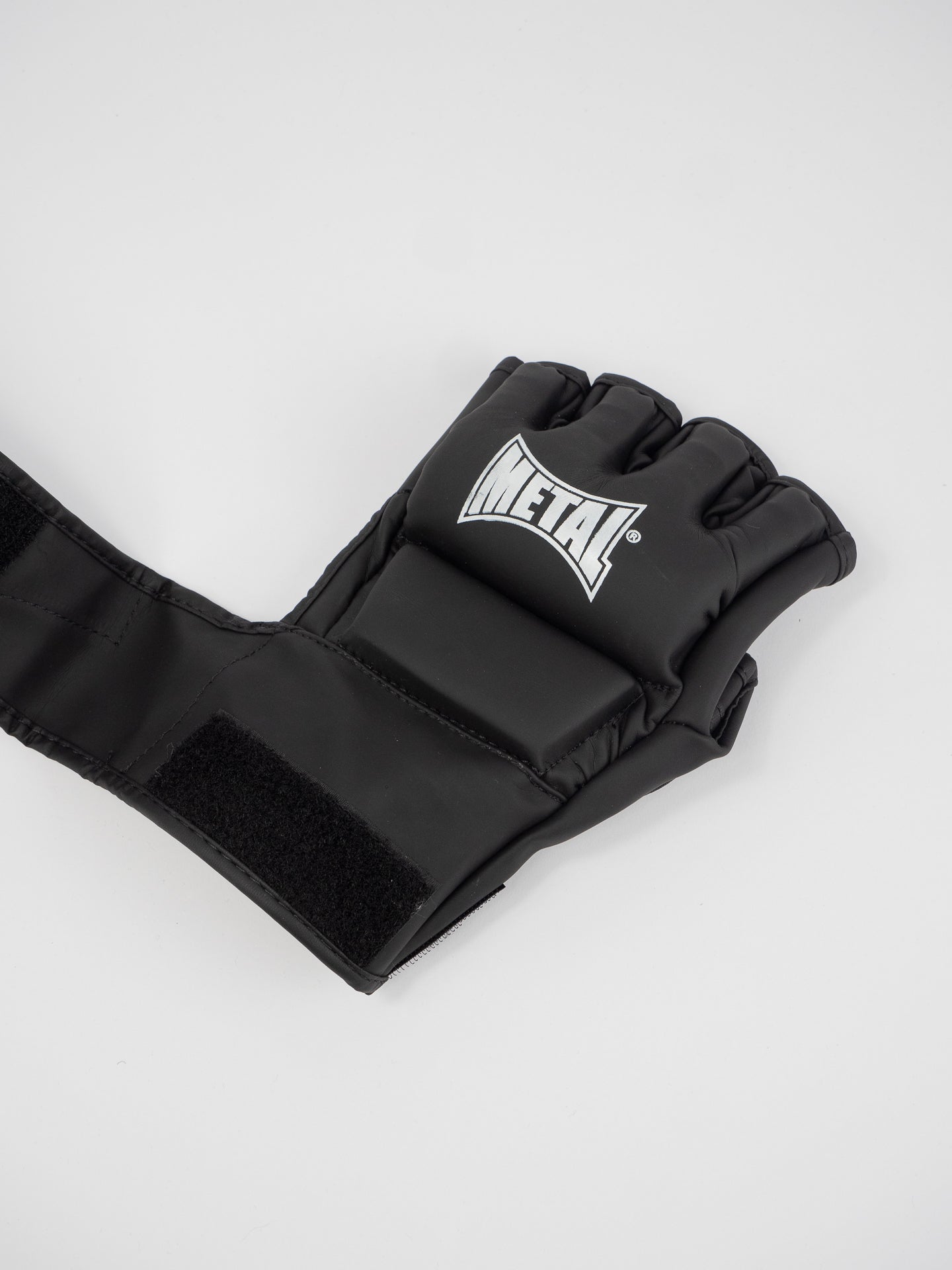 GANTS DE MMA BLACK LIGHT