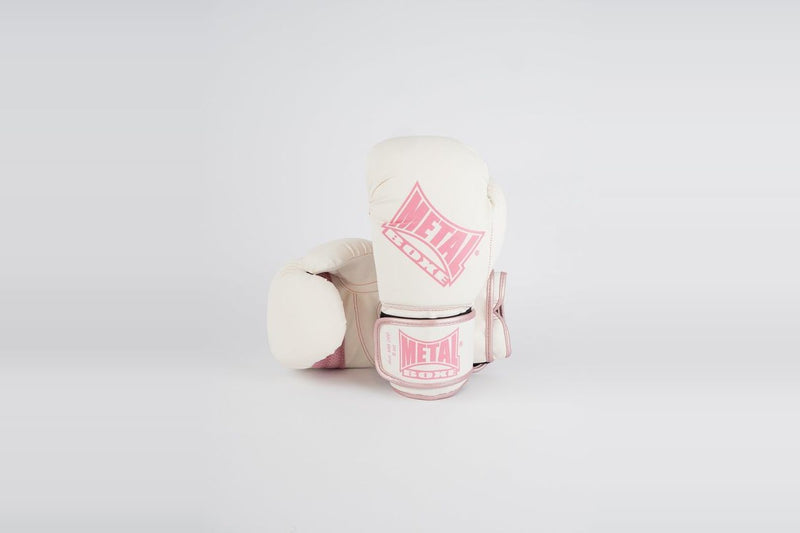 Choisir ses gants de boxe femme selon sa pratique