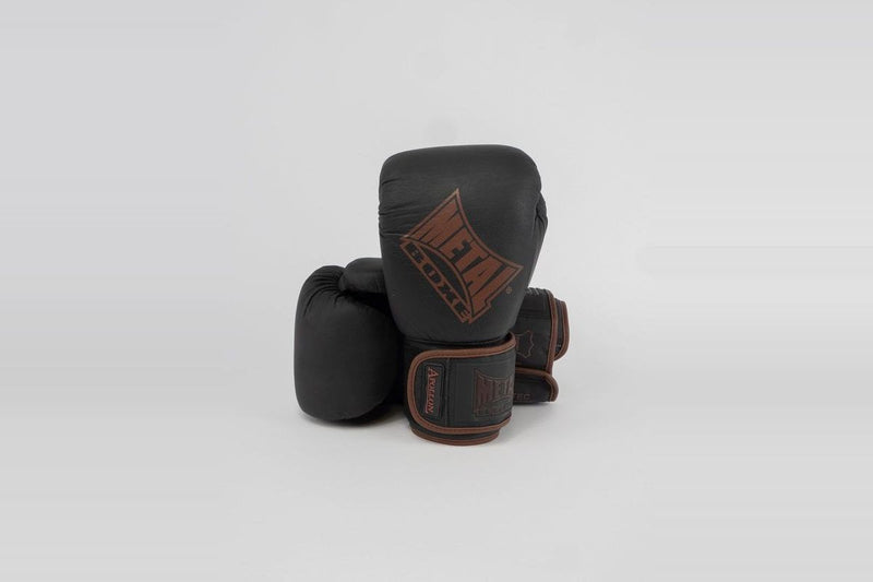 Cuir ou synthétique pour un gant de boxe thaï